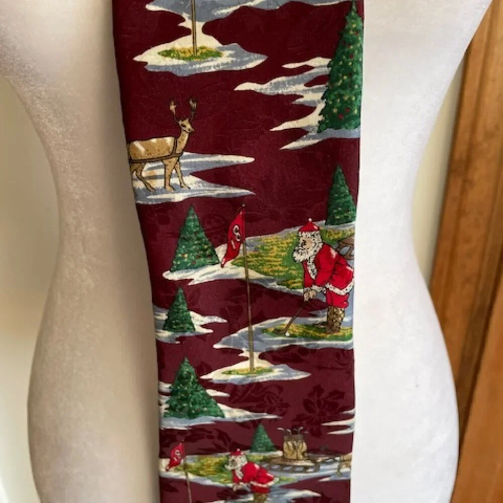 OSCAR DE LA RENTA Vintage Santa Golf Silk Tie